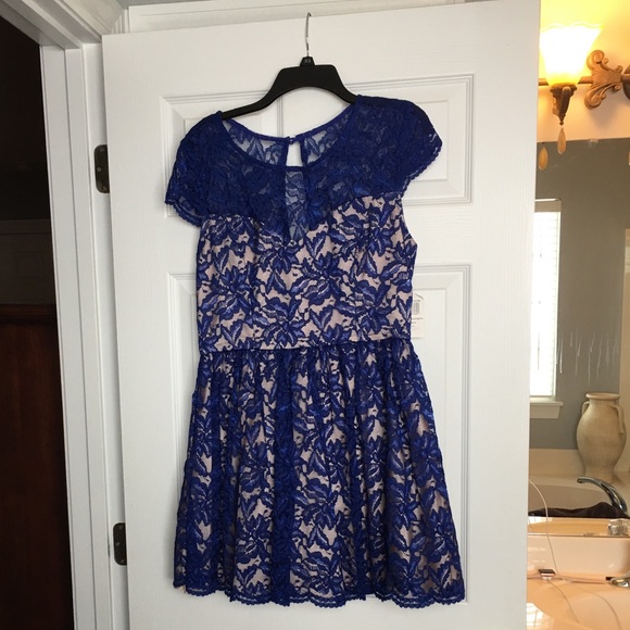 B darlin Dress Royal Blue Lace NWT - Picture 2 of 4